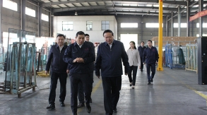 市人大常委會副主任徐家保帶領(lǐng)調(diào)研組來我廠參觀